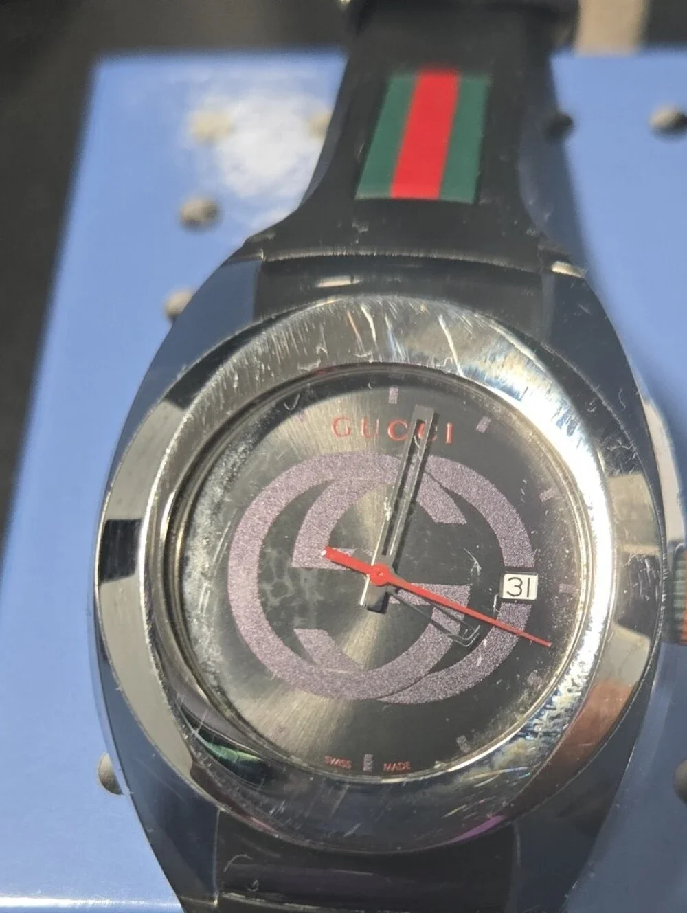 Gucci Black Watch with Green and Red Stripe Rubber Strap